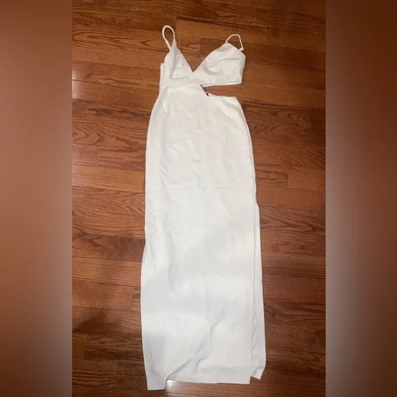 New! Revolve x NBD Titan Cut Out Gown in Ivory 🤍 Small NWT! - Picture 7 of 11